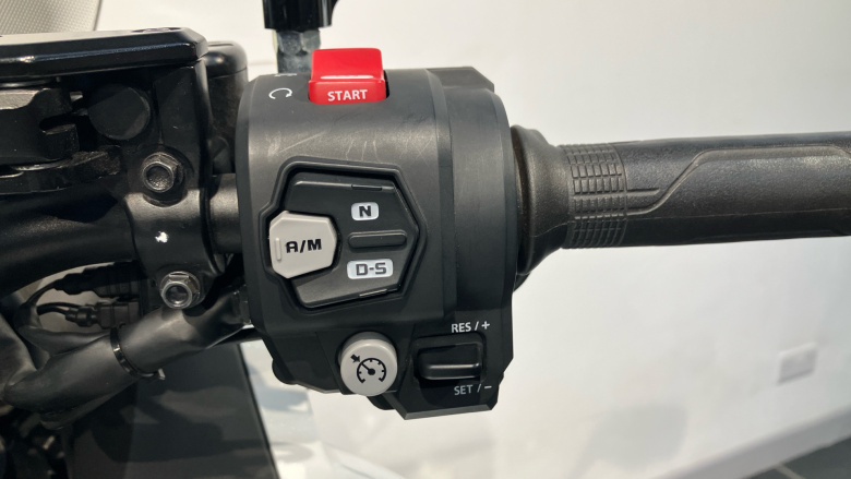 (23MY) Honda NT1100 DCT